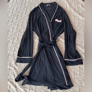 Kate Spade Black & Pink Robe